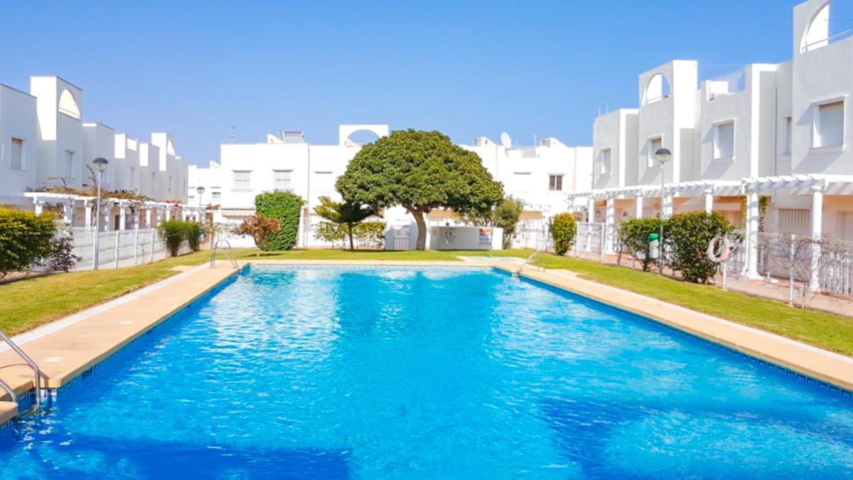 Garden Vistas. Hermoso Duplex Con Patio, Solarium Y Piscina. ベラ エクステリア 写真